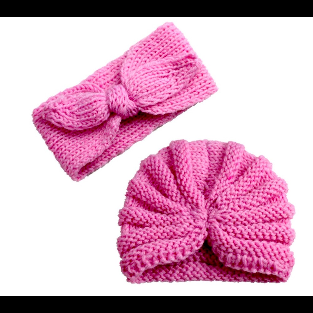 Baby girl knitted hats set